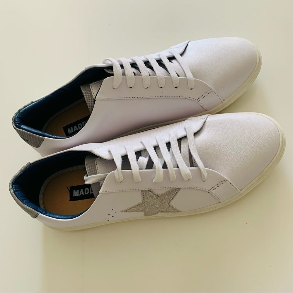 STEVE MADDEN DIXXIN STAR WHITE SILVER LOW TOP SNEAKERS 10 - Picture 4 of 11
